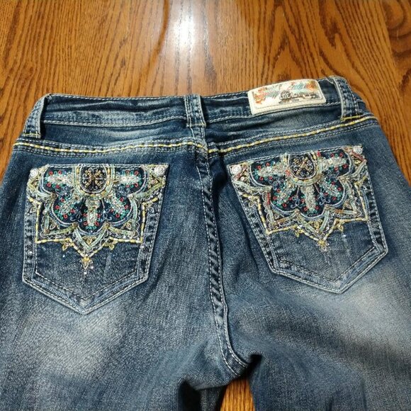 Women's Grace Easy Fit Jeans Floral Embroidery pockets Size 28-Embellished - Picture 1 of 13
